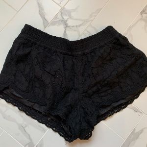 Aritzia booty shorts